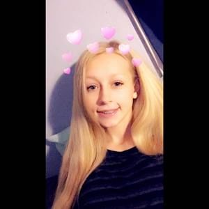 Meet your Posher, Katelynn